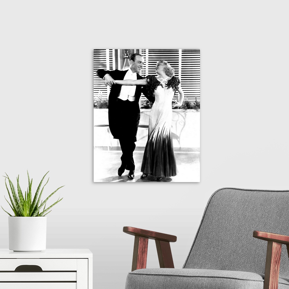 A modern room featuring Fred Astaire and Ginger Rogers in The Gay Divorcee - Movie Still