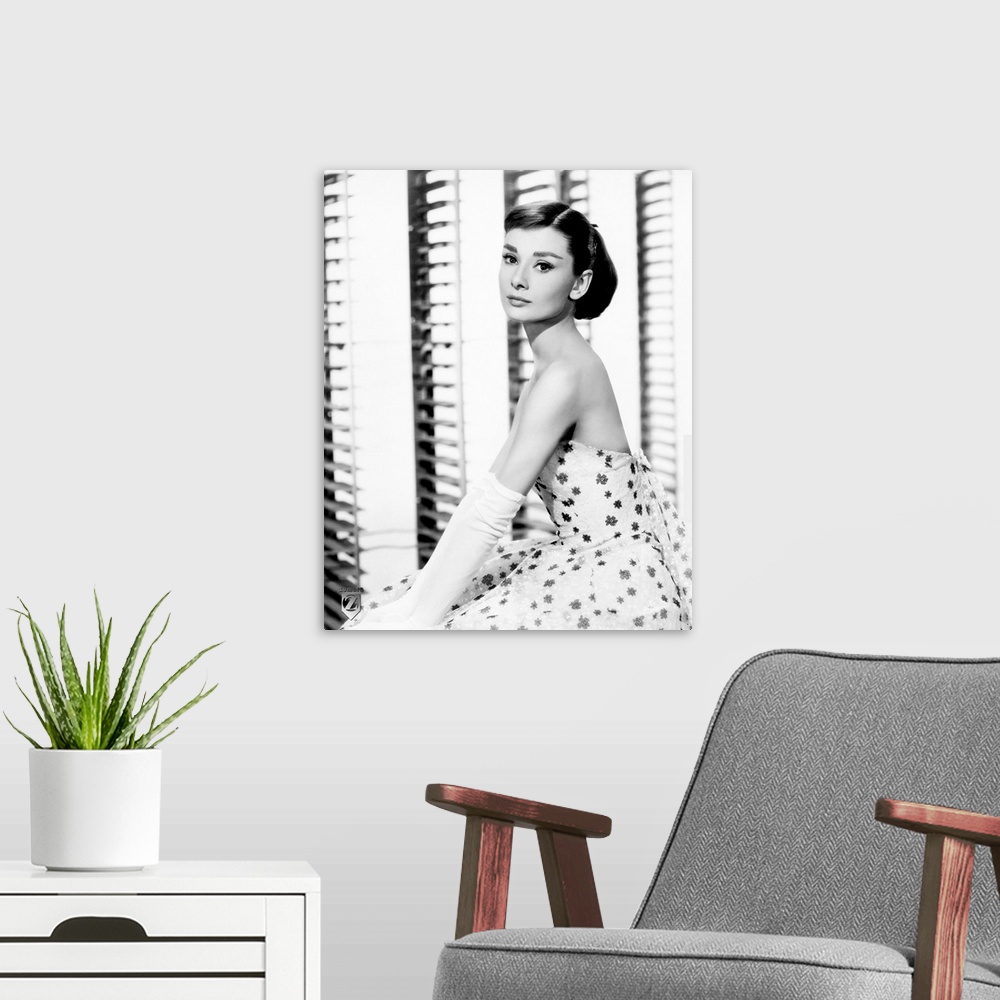 Audrey Hepburn B | Large Solid-Faced Canvas Wall Art Print | Great Big Canvas
