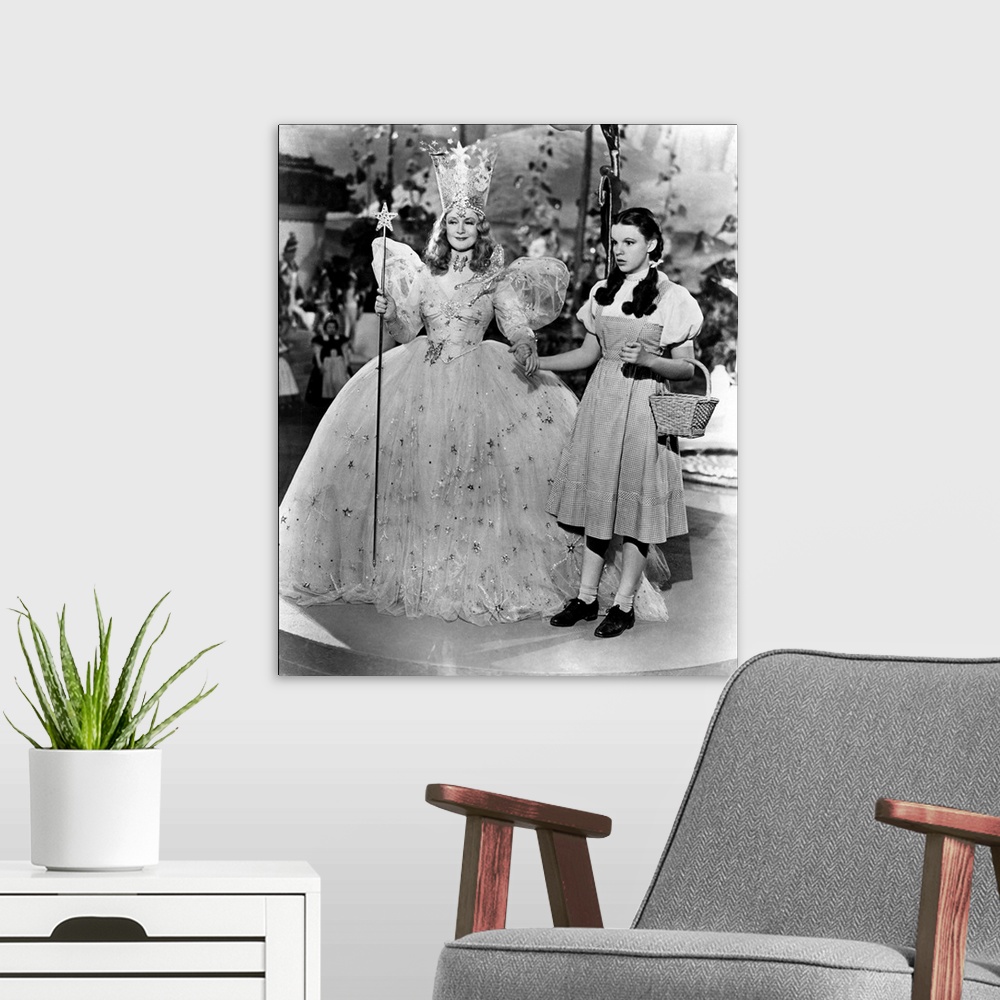 A modern room featuring THE WIZARD OF OZ, Billie Burke, Judy Garland, Dorothy meets Glinda the Good Witch, 1939.