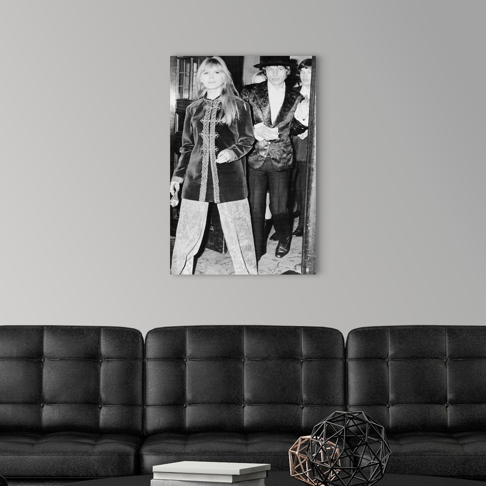 Singer Mick Jagger And His Girlfriend Marianne Faithfull Wall Art Canvas Prints Framed Prints Wall Peels Great Big Canvas