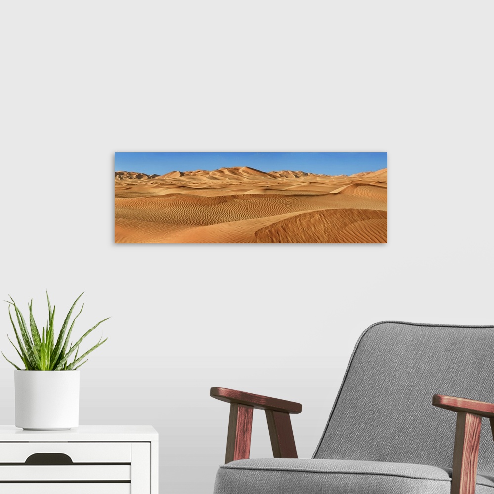 A modern room featuring Dune landscape in Rub al-Khali. Oman, Dhofar, Ramlat Al Hashman. Rub al-Khali (DM). Rub al-Khali,...