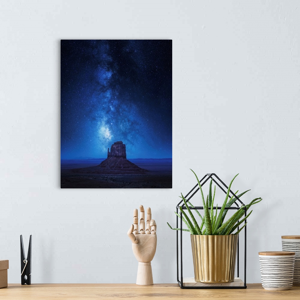 A bohemian room featuring Monument Milkyway
