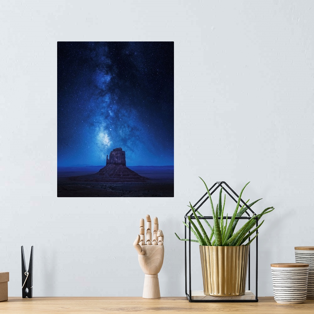 A bohemian room featuring Monument Milkyway