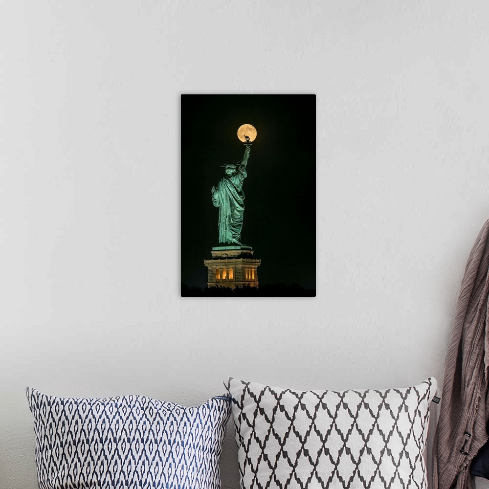 A bohemian room featuring Statue Of Liberty