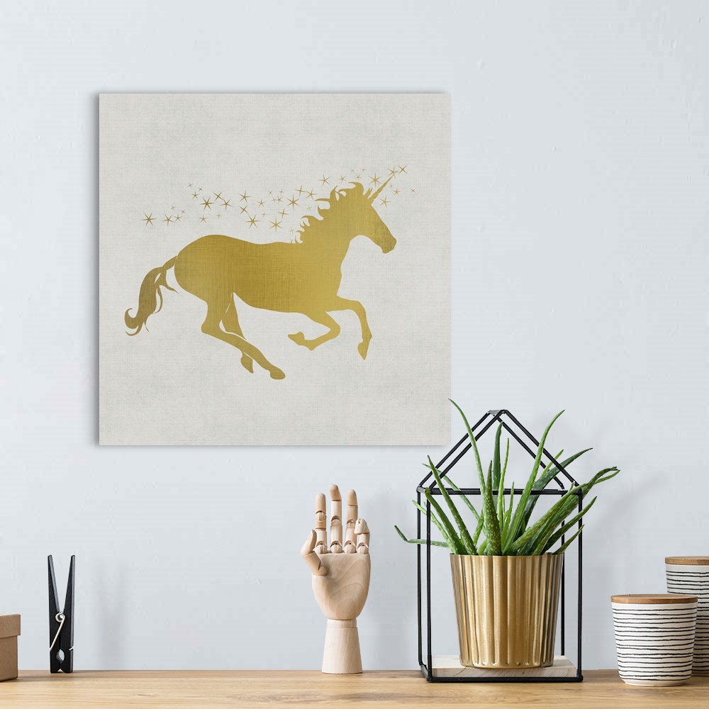 A bohemian room featuring Unicorn Gold I