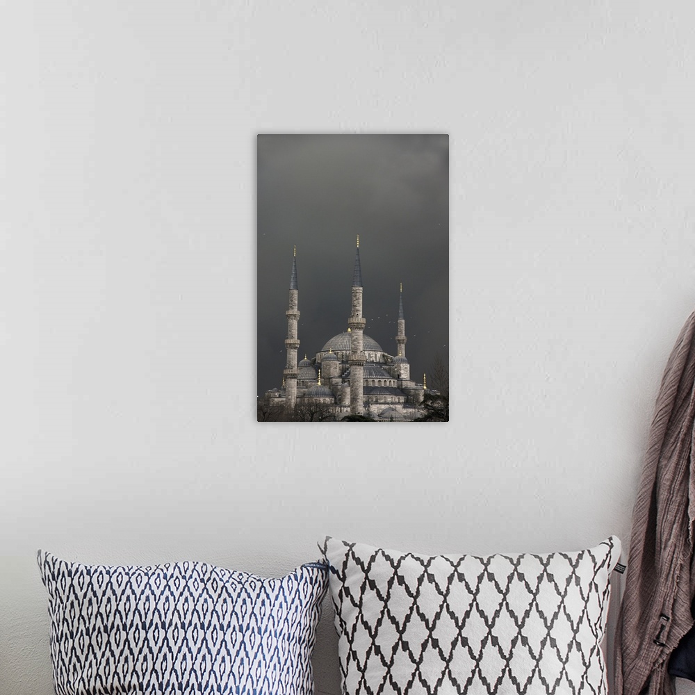 A bohemian room featuring Blue Mosque/Sultan Ahmet Camii, Istanbul, Turkey