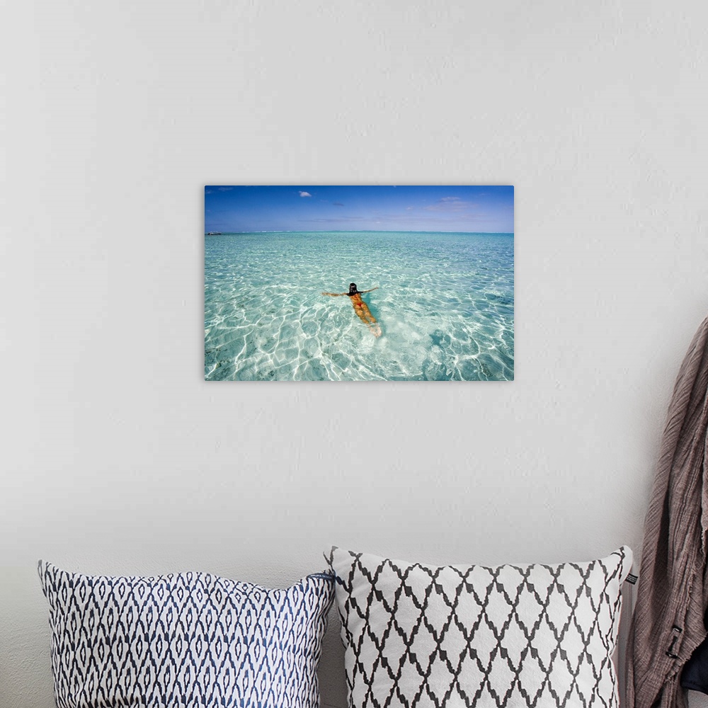 A bohemian room featuring French Polynesia, Tahiti, Bora Bora, Woman Enjoy A Day In The Ocean