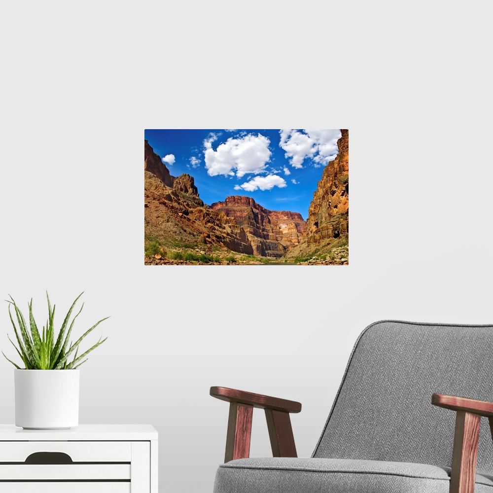 A modern room featuring Grand Canyon, Arizona
