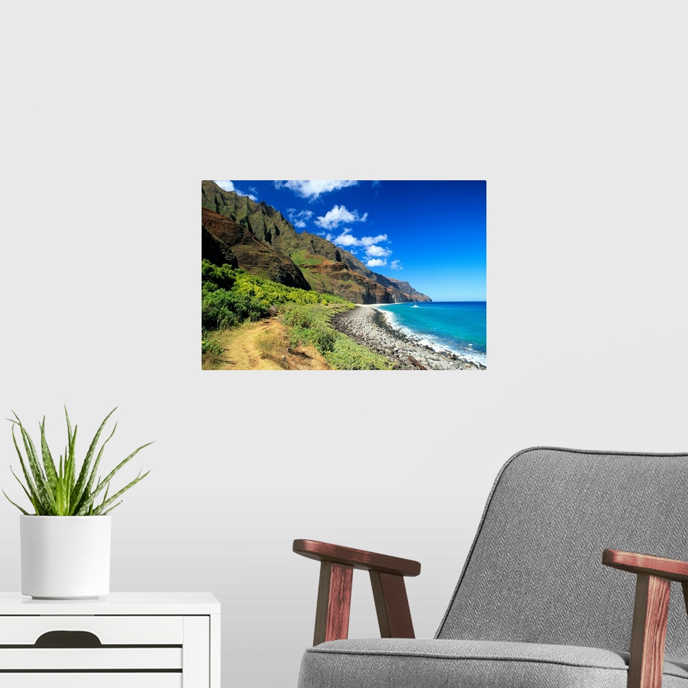 A modern room featuring Hawaii, Kauai, Na Pali Coast, Scenic Coastline