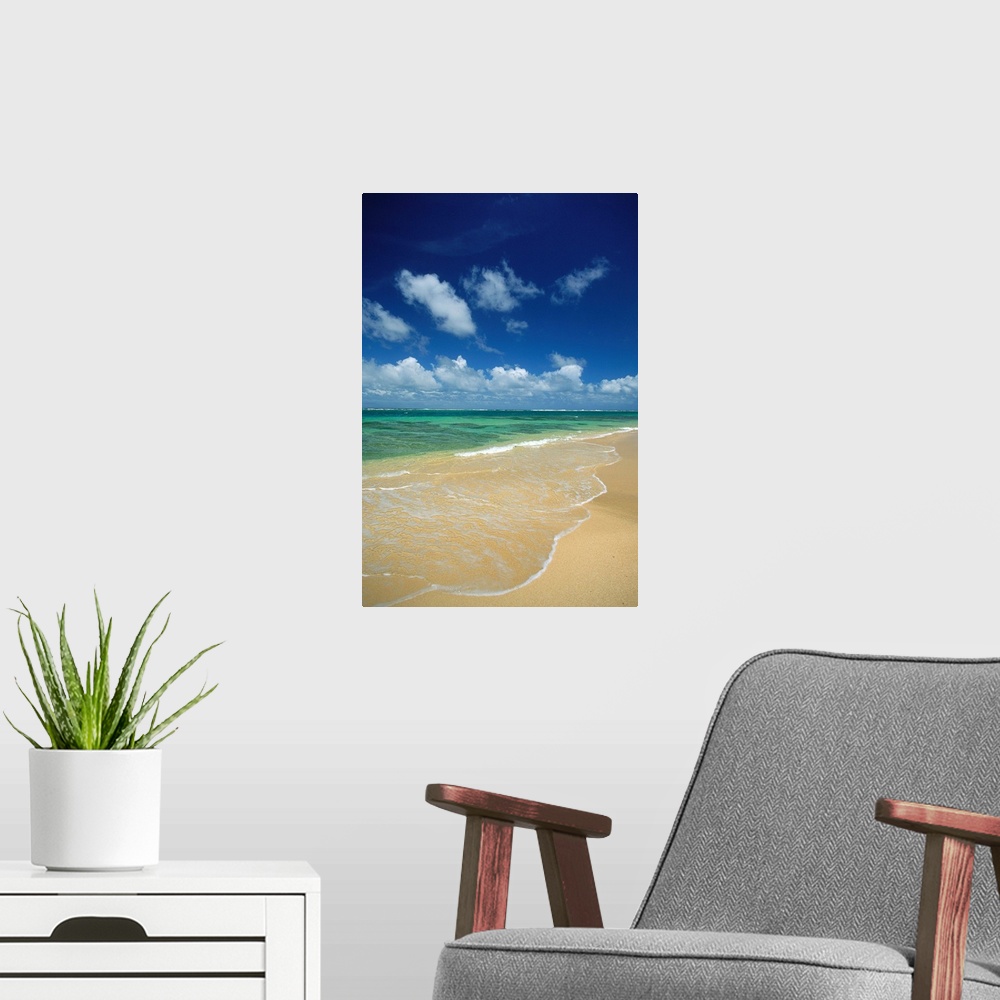 A modern room featuring Hawaii, Kauai, North Shore, Clear Shoreline And Sand At Haena Beach