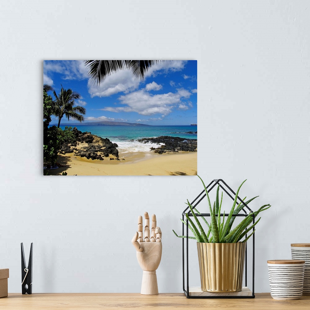 A bohemian room featuring Hawaii, Maui, Makena, View From Secret Beach Of Kahoolawe
