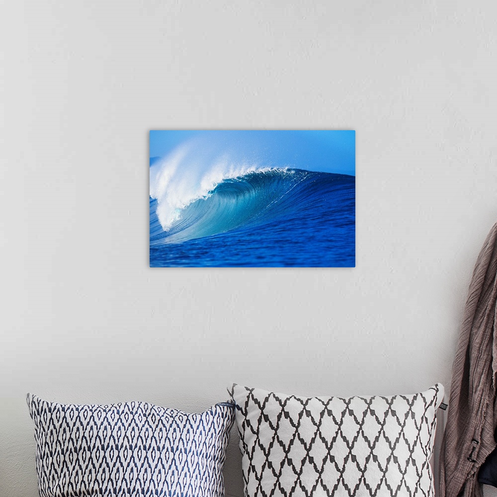 A bohemian room featuring Hawaii, Oahu, North Shore, Front Angled View Of Pipeline Wave Curling