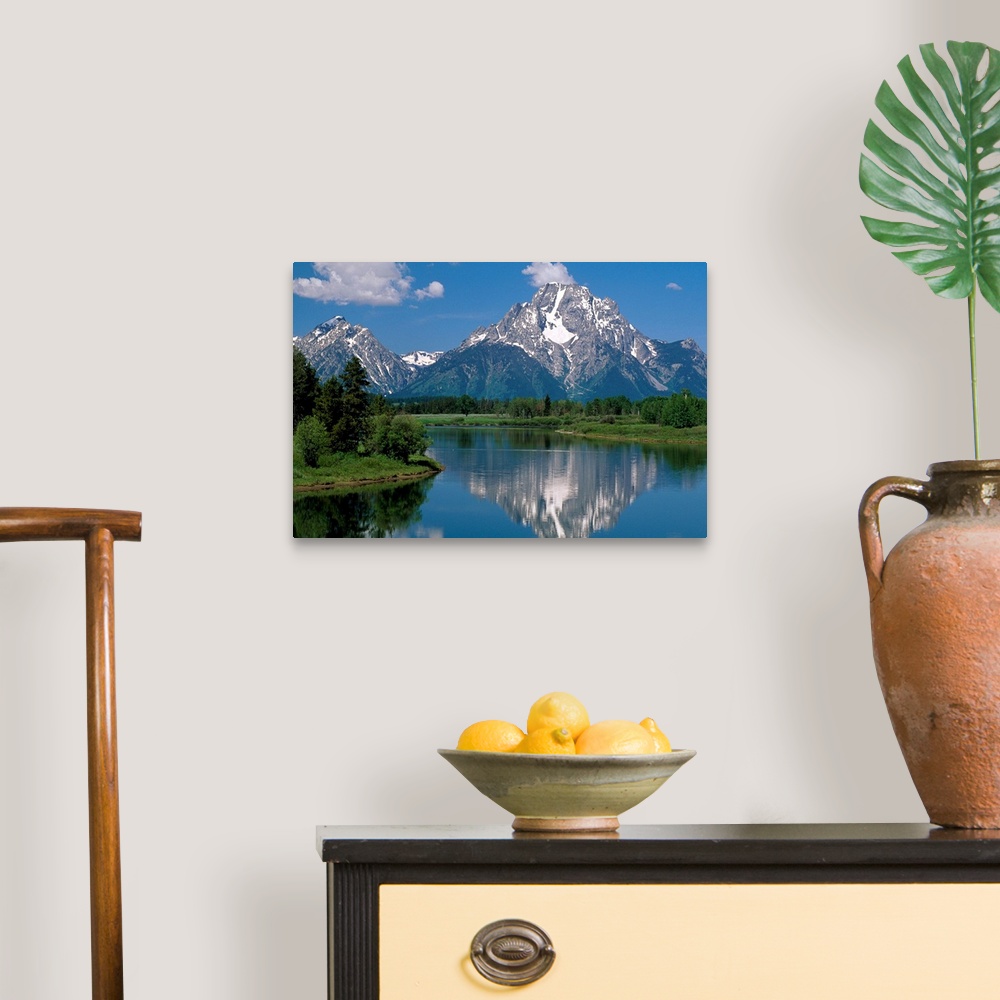 A traditional room featuring Mount Moran And Snake River, Grand Teton Mountains, Wyoming