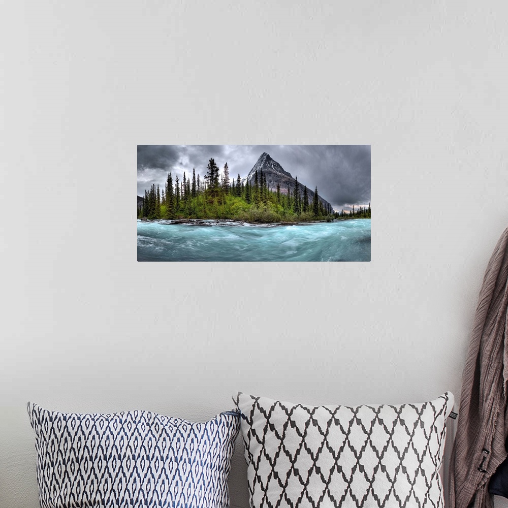 A bohemian room featuring Mount Robson, Mount Robson Provincial Park, Jasper, Alberta, Canada