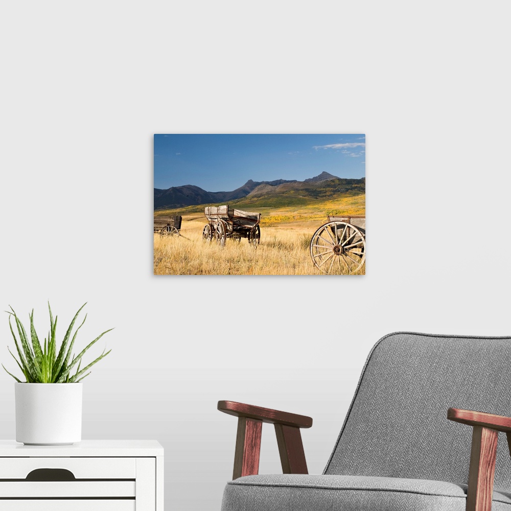A modern room featuring Old Wagons, Foothills, Alberta, Canada