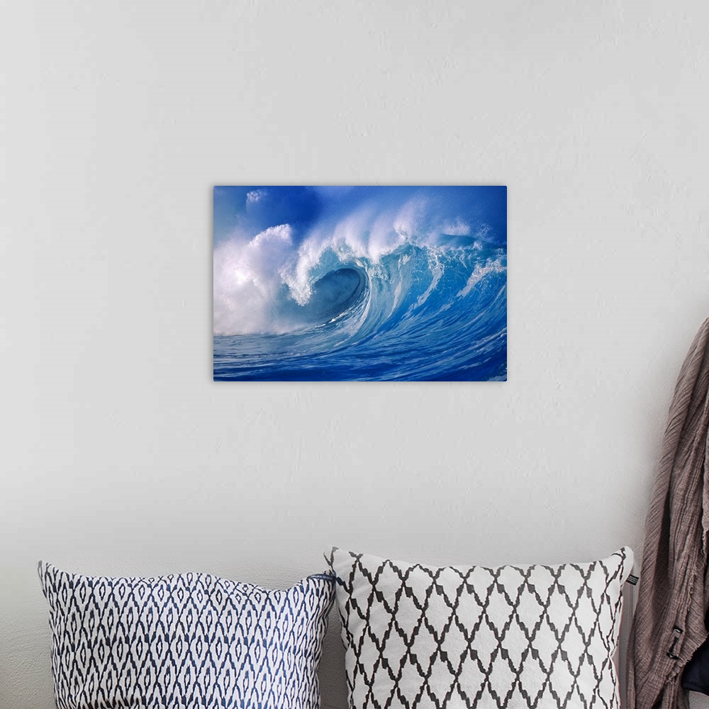 A bohemian room featuring Powerful Winter Surf, Wave Crashing, Curling Close-Up