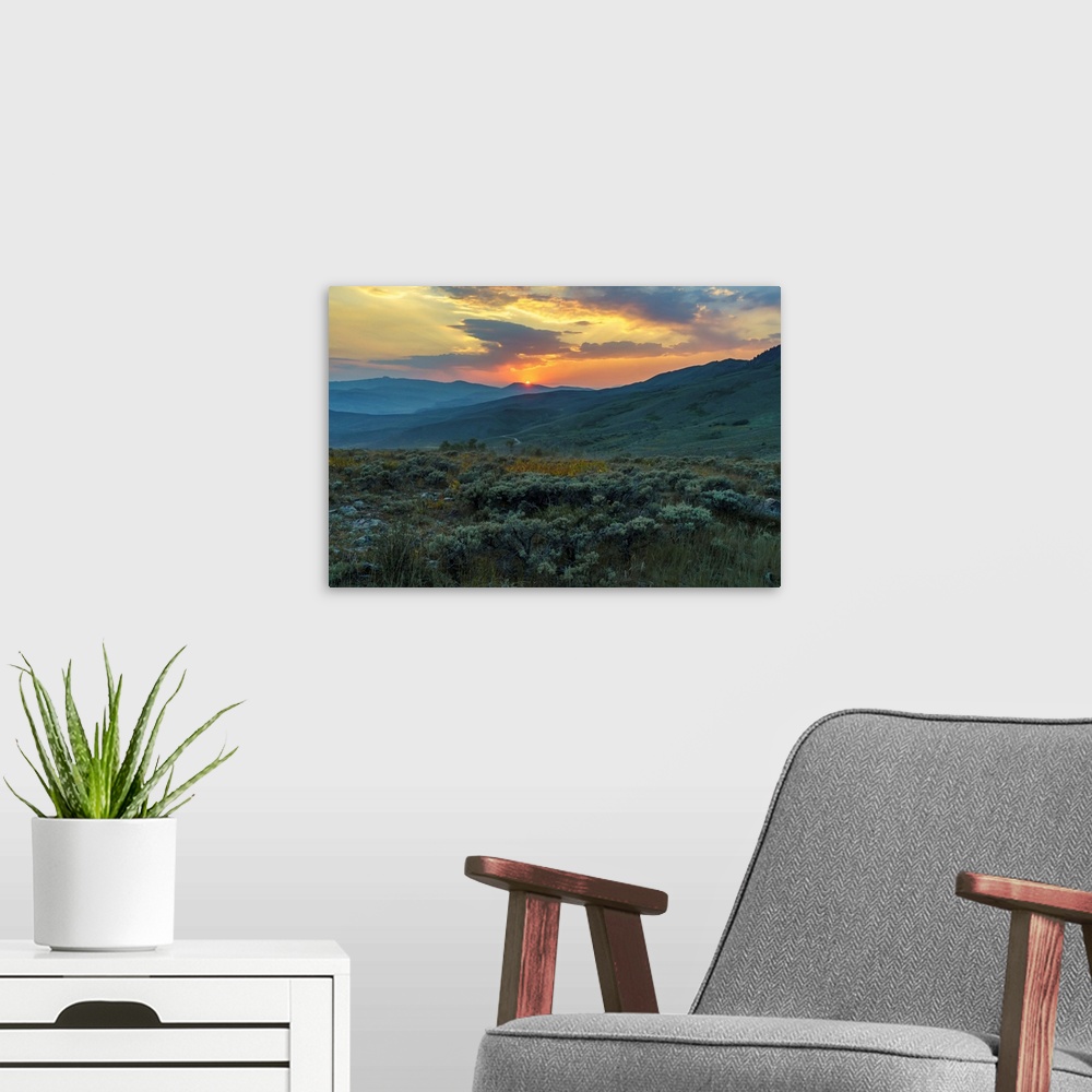 A modern room featuring Sunset over the Colorado mountains Wolcott, Colorado, United States of America