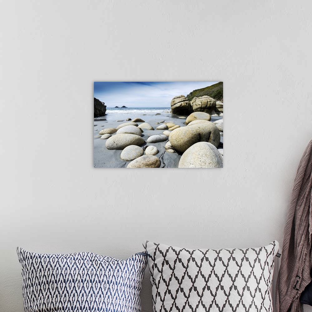 A bohemian room featuring The beach at Porth Nanven.