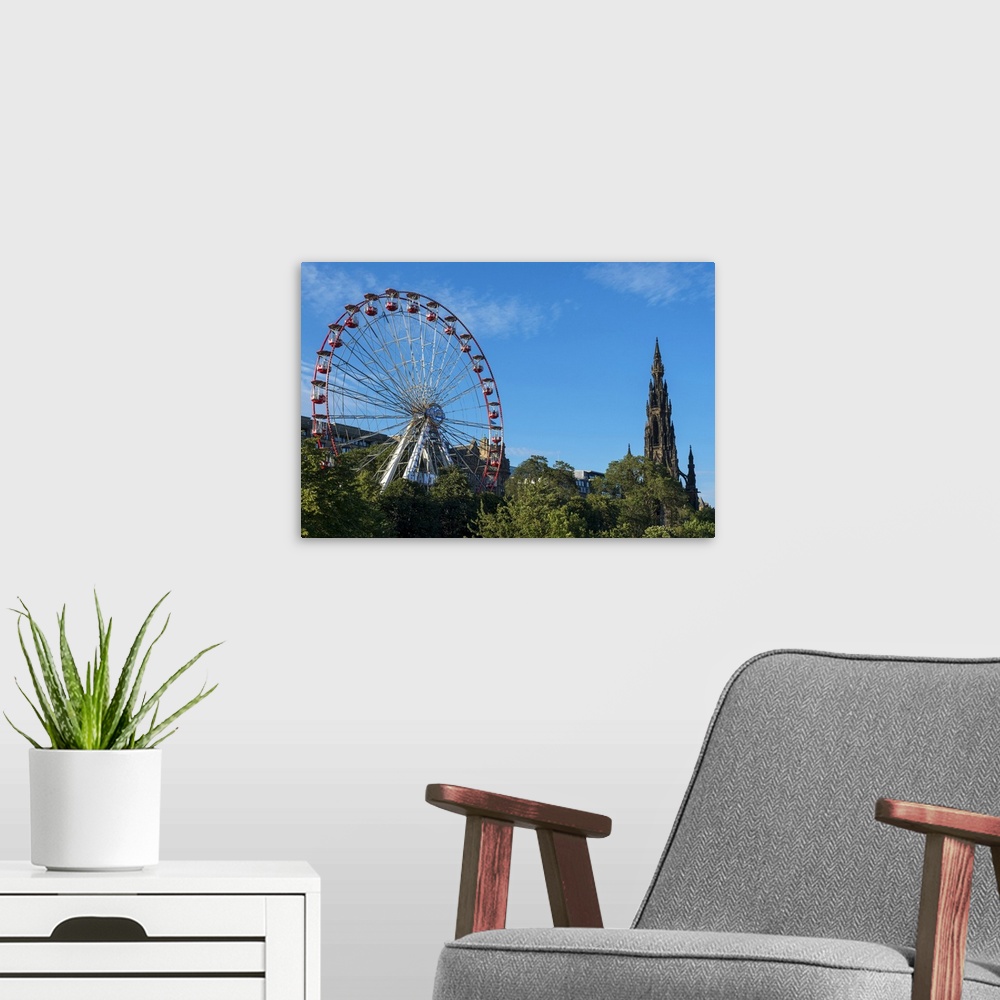 A modern room featuring The Ferris Wheel and Scott Monument in Edinburgh.