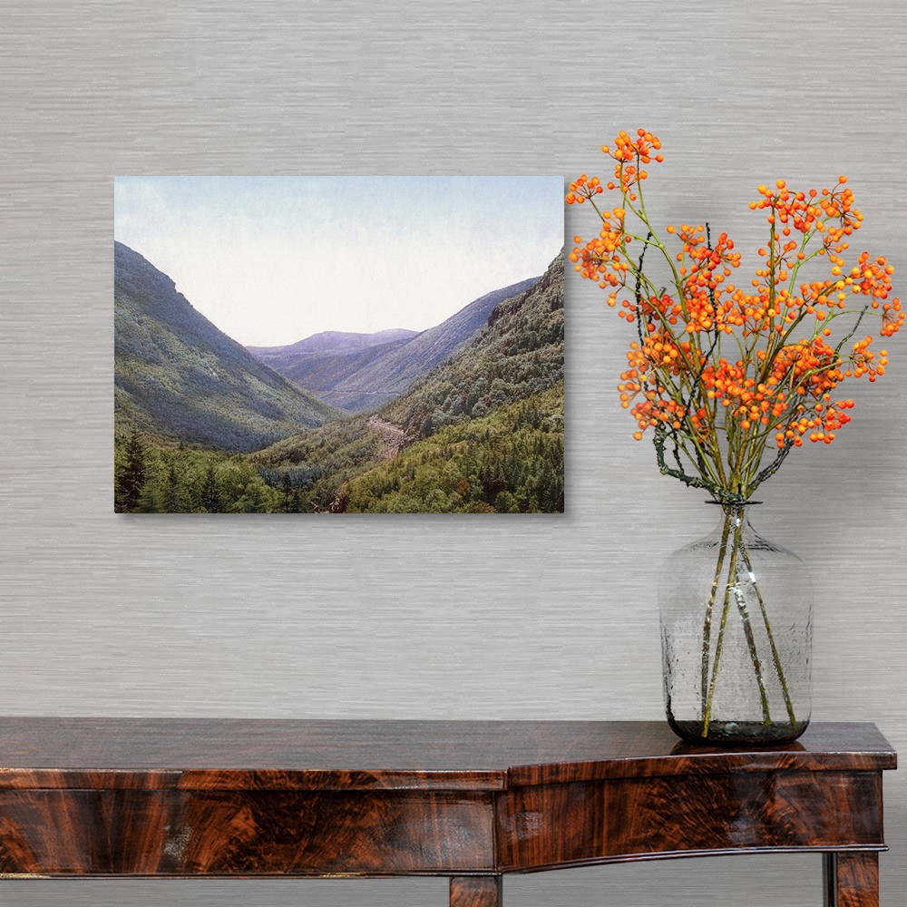 A traditional room featuring Crawford Notch from Elephants Head White Mountains