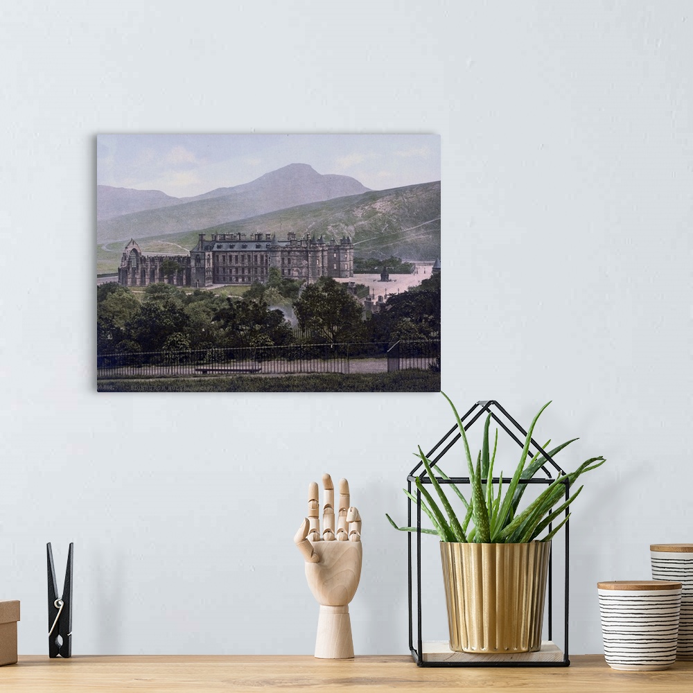 A bohemian room featuring Edinburgh. Holyrood Castle