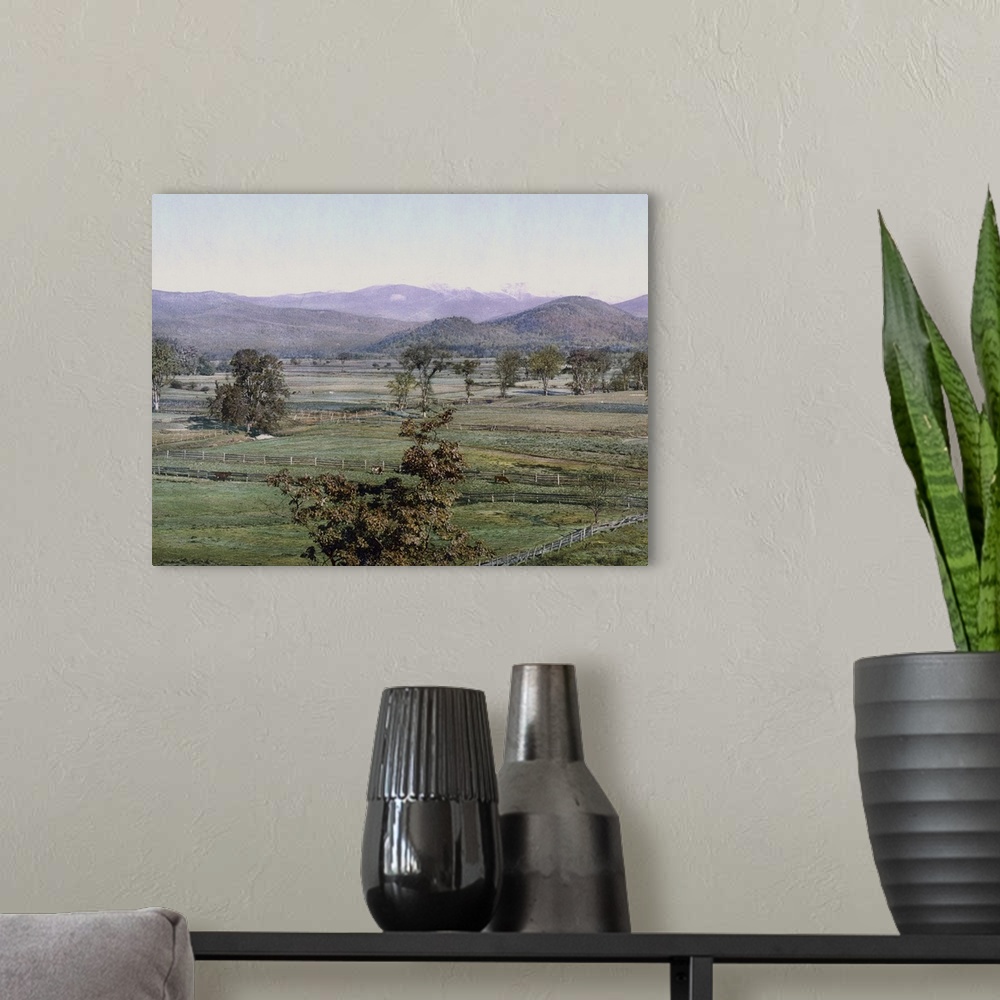 A modern room featuring Mt. Washington from Intervale White Mountains