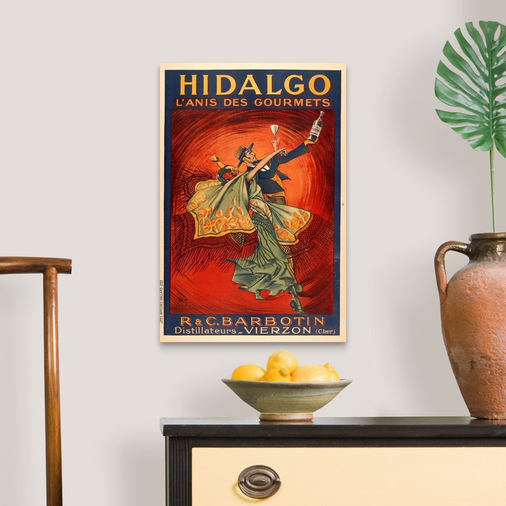 A traditional room featuring Hidalgo, l'Anis des Gourmets