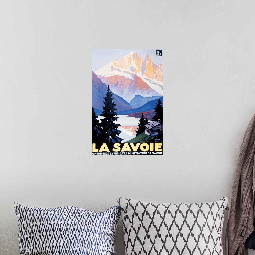 A bohemian room featuring La Savoie