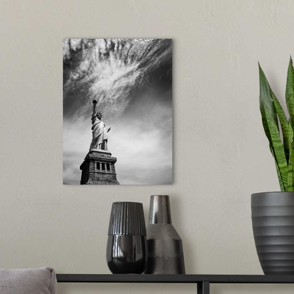 A modern room featuring NYC Miss Liberty, black and white photographystatue of liberty