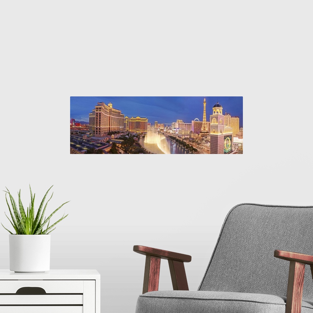 A modern room featuring Panorama I Las Vegas