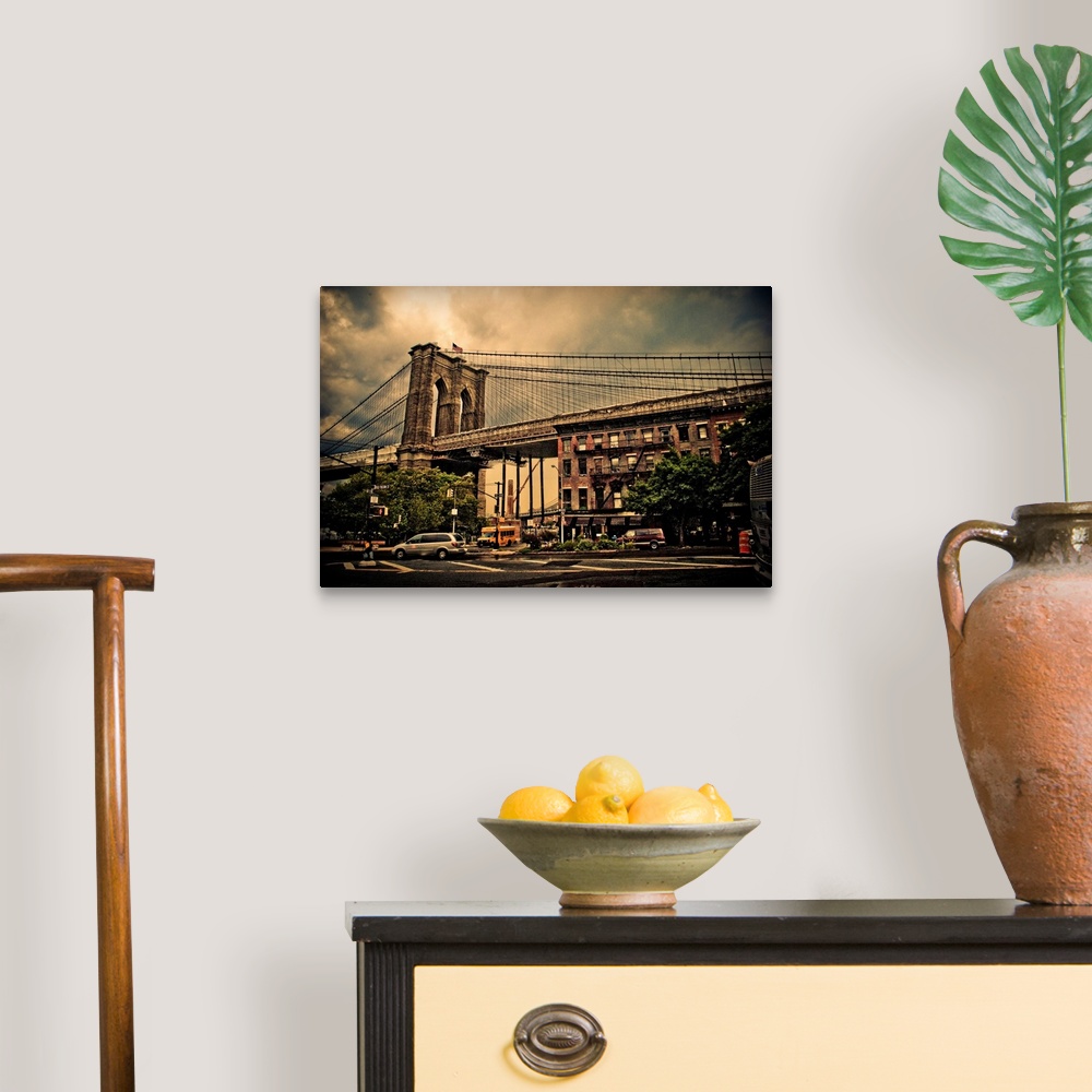 A traditional room featuring Brooklyn Bridge And Old Building