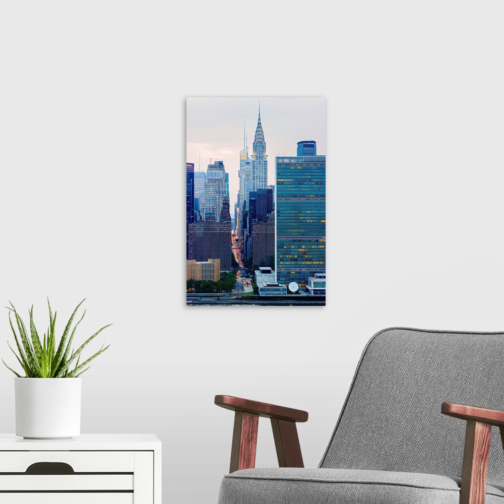 A modern room featuring Chrysler Building, United Nations And 42nd Street