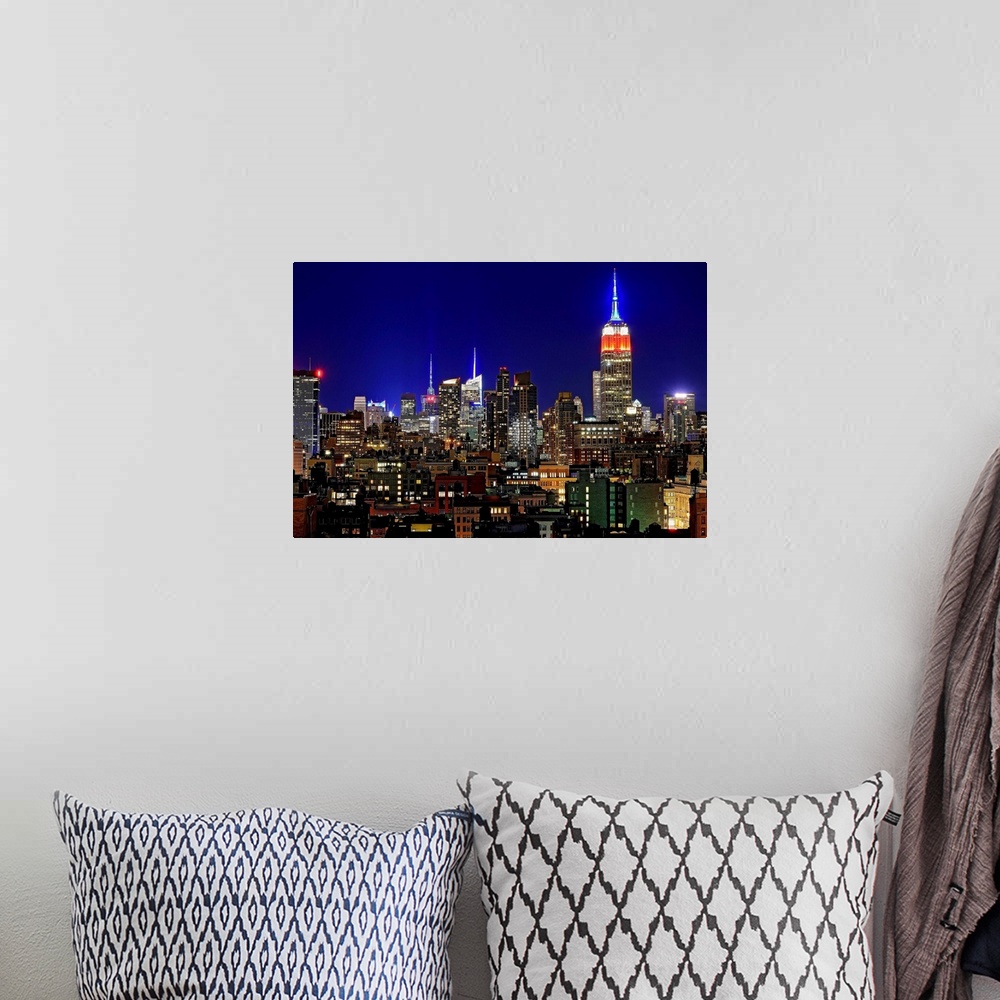 A bohemian room featuring Empire State Building And Manhattan At Night