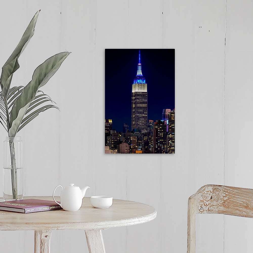 A farmhouse room featuring Empire State Building At Night
