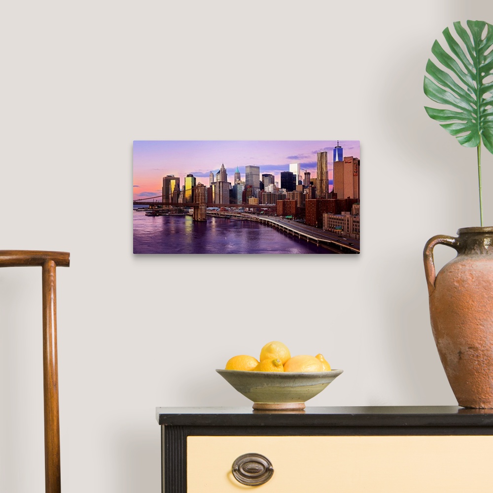 A traditional room featuring Lower Manhattan And Brooklyn Bridge Panoramic View