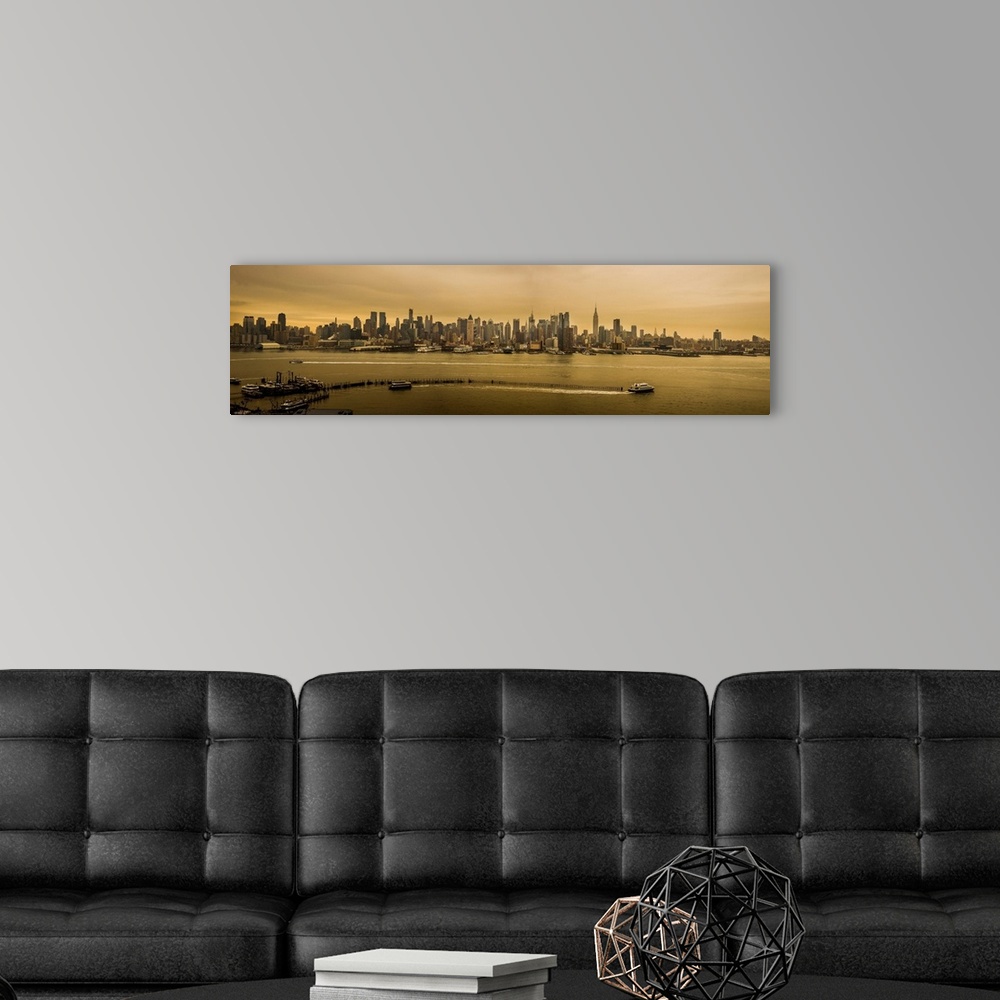 A modern room featuring Manhattan Panoramic View From Weehawken
