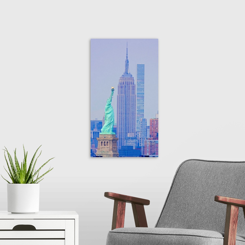 A modern room featuring Statue Of Liberty, Empire State Buillding And 432 Park Avenue