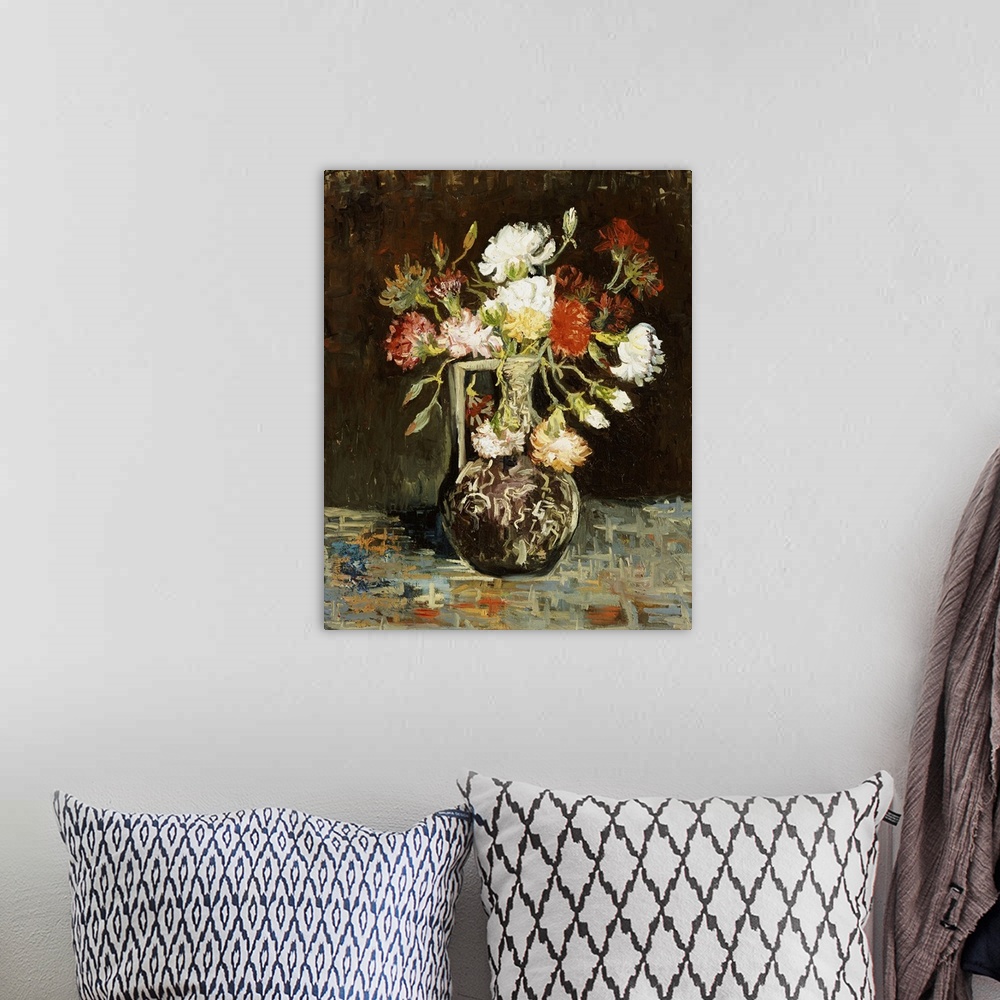 A bohemian room featuring Bouquet Of Flowers