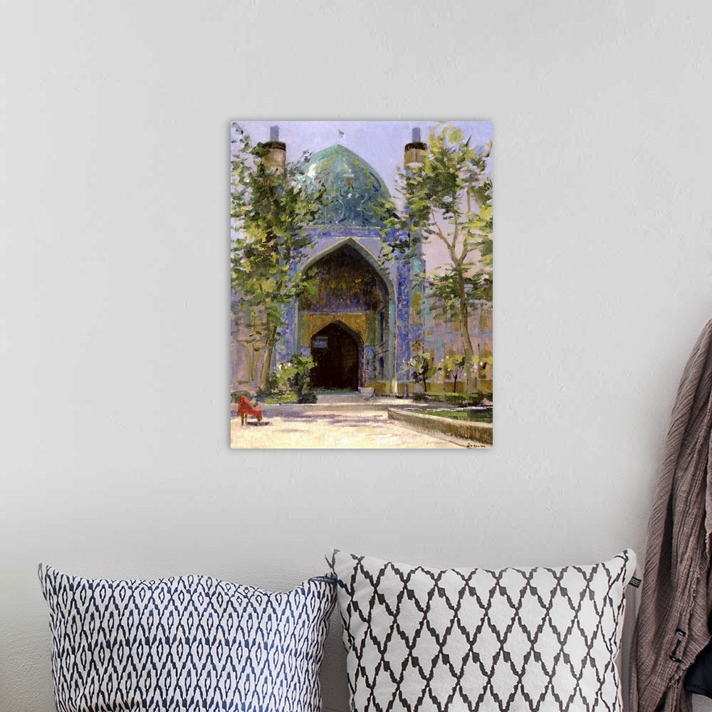 A bohemian room featuring Chanbagh Madrasses, Isfahan