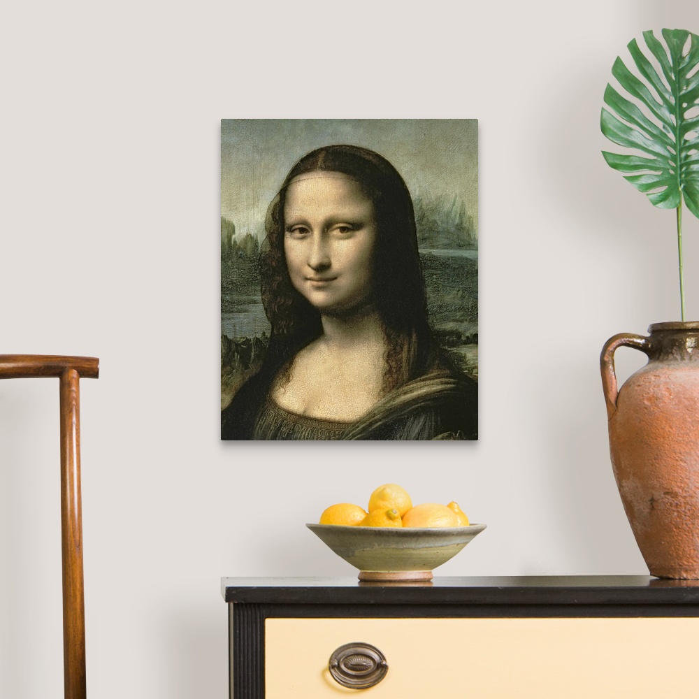 A traditional room featuring Mona Lisa, c.1503 6