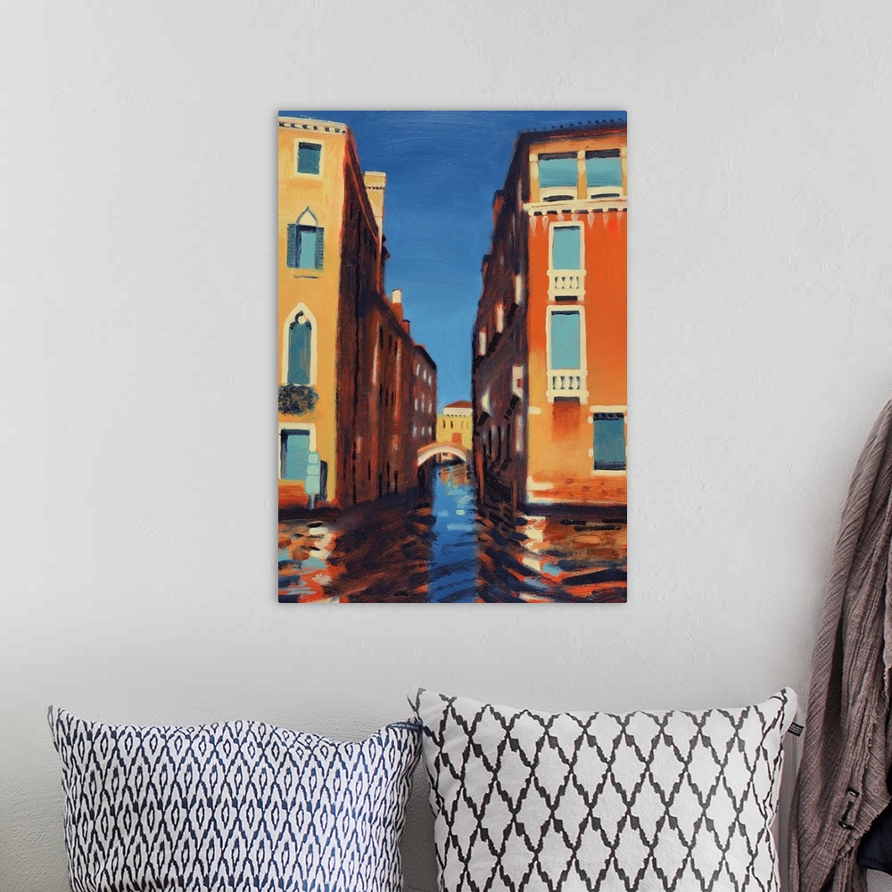 A bohemian room featuring Rio del Duca, Venice