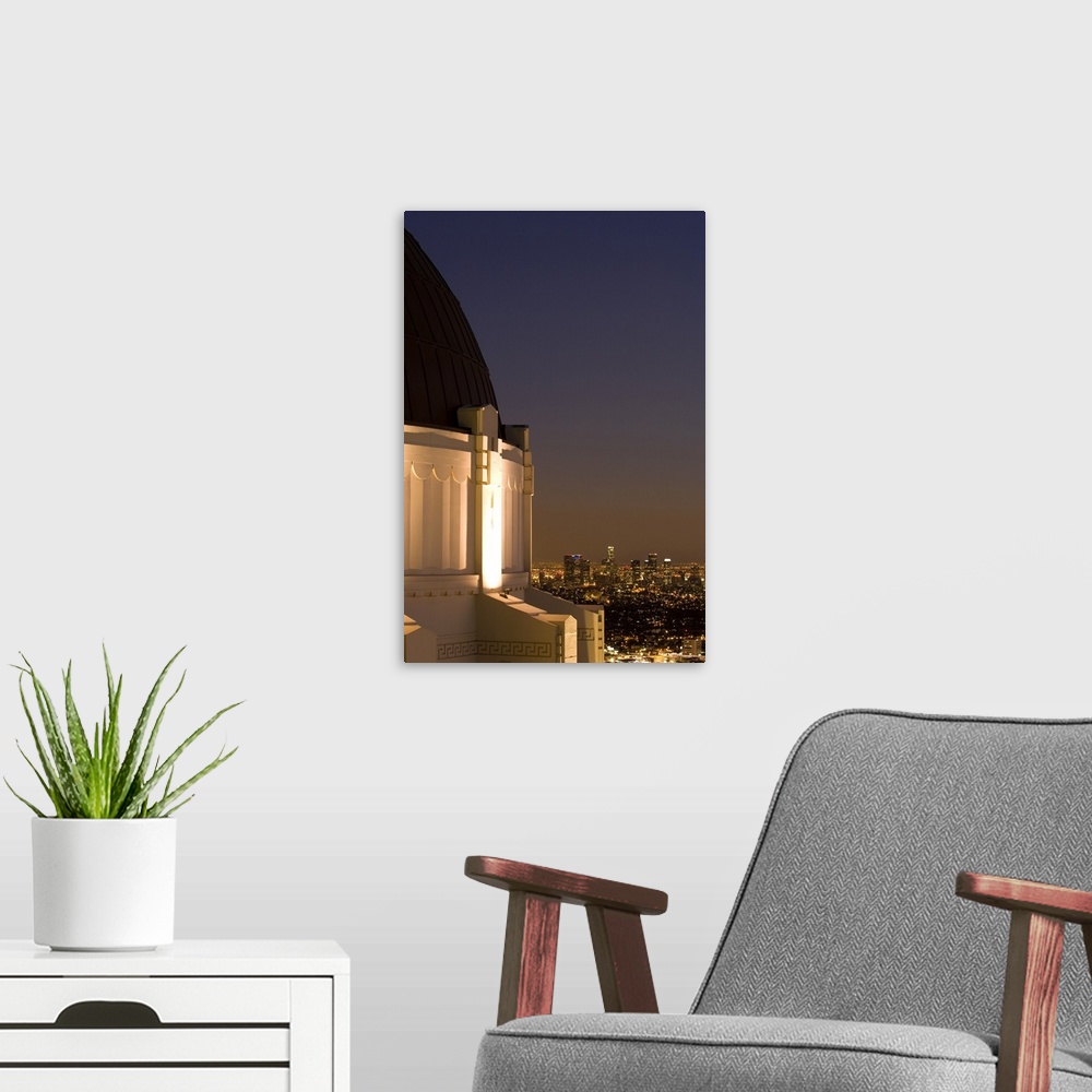 A modern room featuring A dusk view of downtown Los Angeles from Griffith Observatory in Griffith Park.
