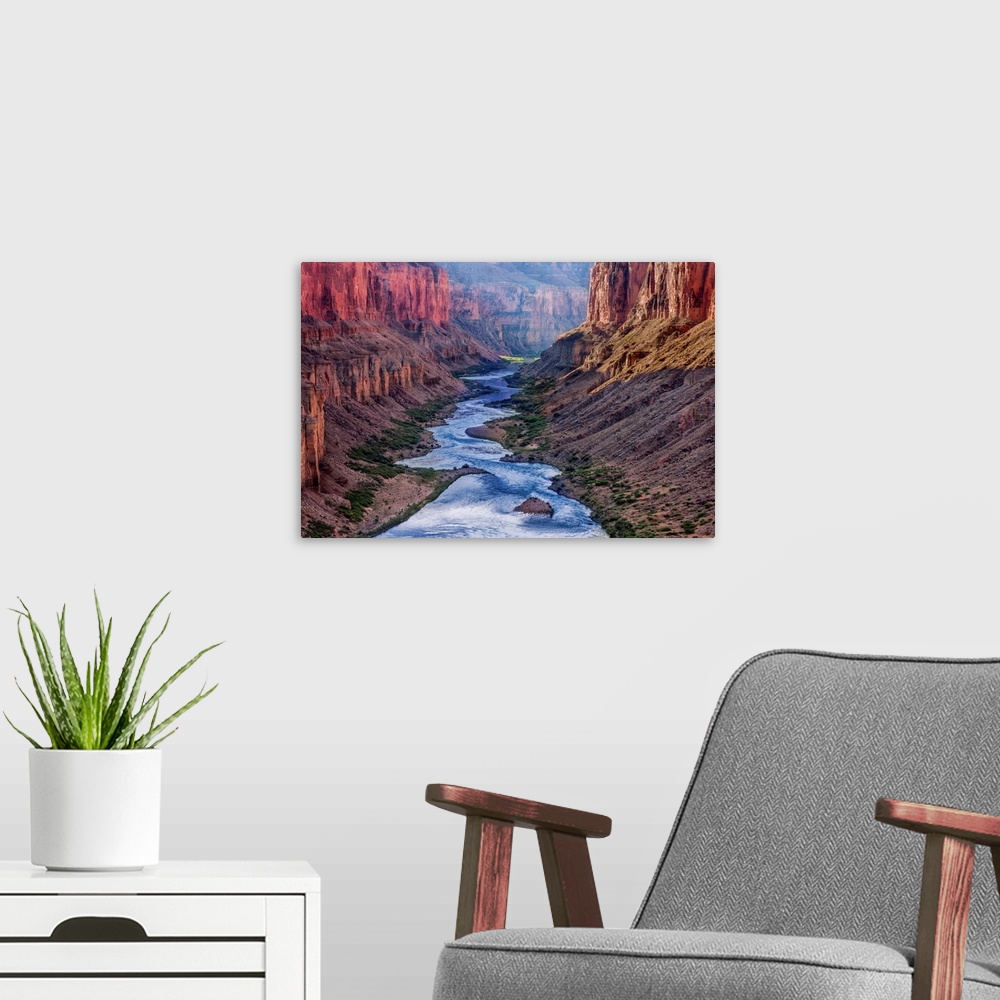 A modern room featuring USA Arizona Grand Canyon Colorado River Float Trip from Nankoweap 2