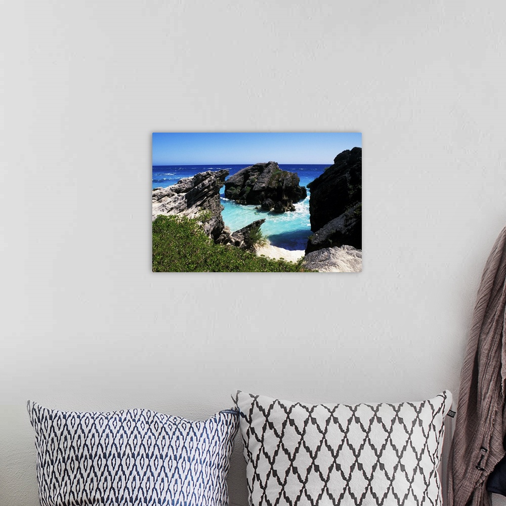 A bohemian room featuring Beautiful beach at Jobson's Cove in Bermuda.
