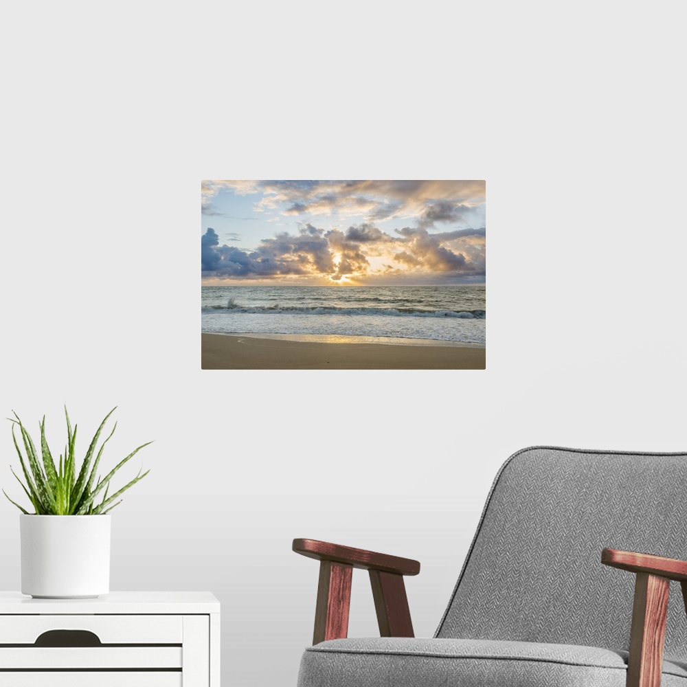 A modern room featuring Hawaii, Kauai, Kealia Beach Sunrise