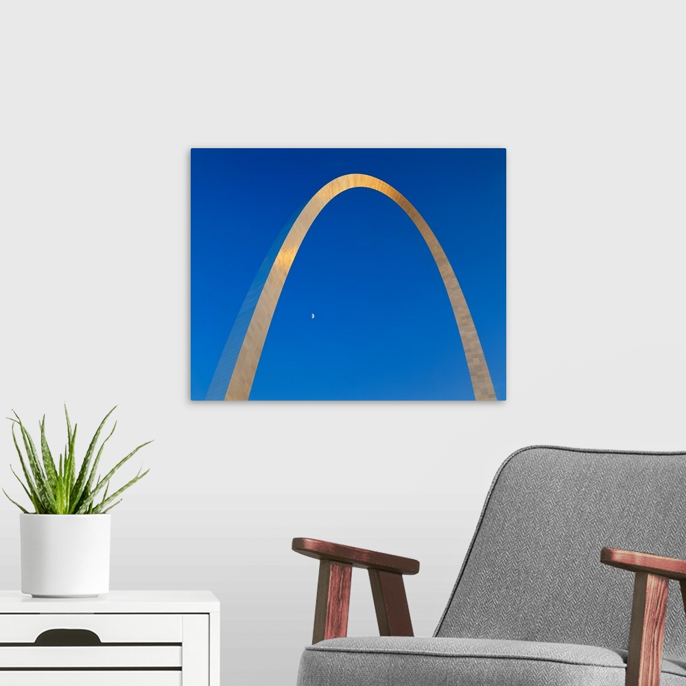 A modern room featuring Missouri, St. Louis, Jefferson National Expansion Memorial, Gateway Arch at dusk