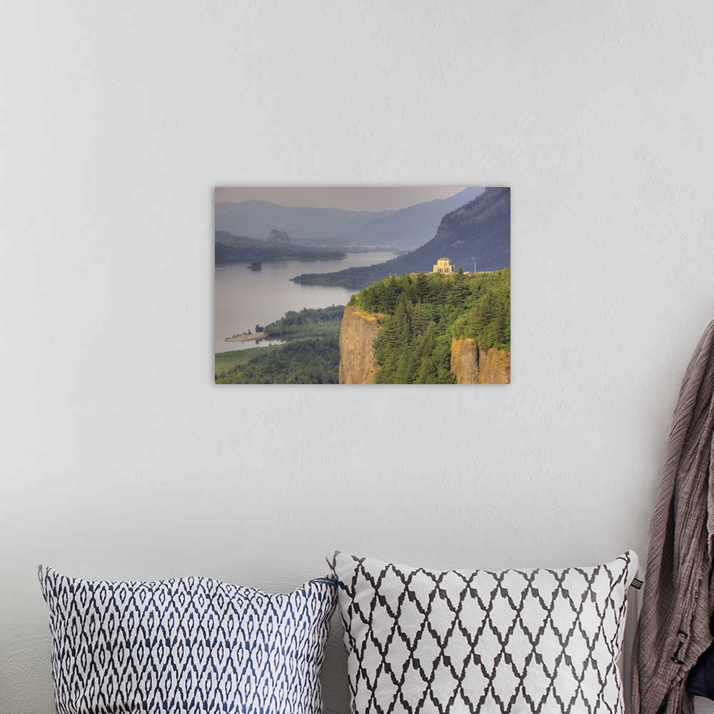 A bohemian room featuring Oregon, Columbia River Gorge, Vista House at Crown Point, and the Columbia River.