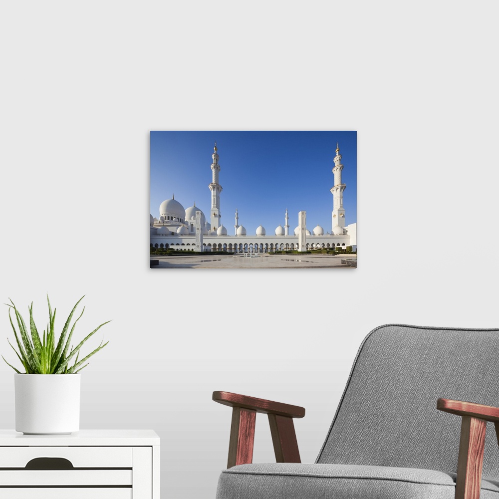 A modern room featuring UAE, Abu Dhabi, Sheikh Zayed bin Sultan Mosque, exterior