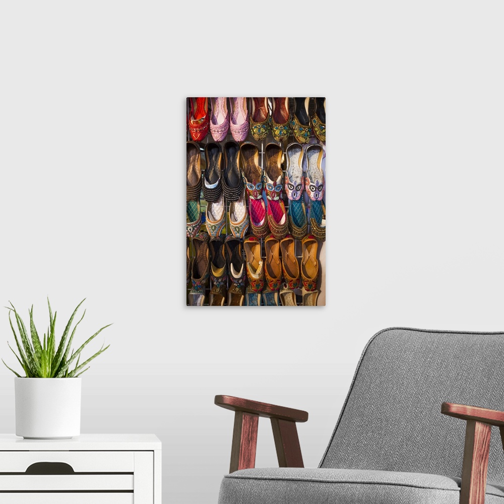 A modern room featuring UAE, Dubai, Deira, souvenir traditional slippers