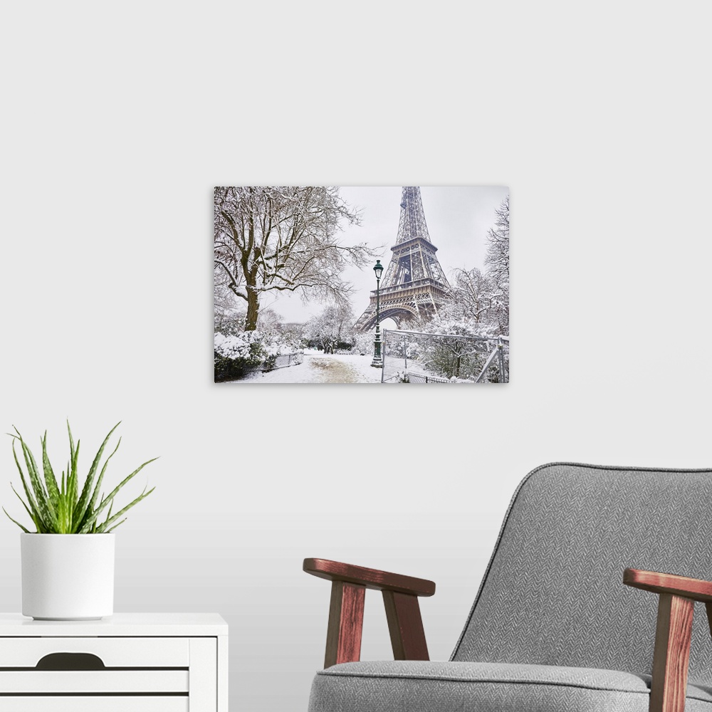A modern room featuring Scenic View Of The Eiffel Tower In Winter, Paris